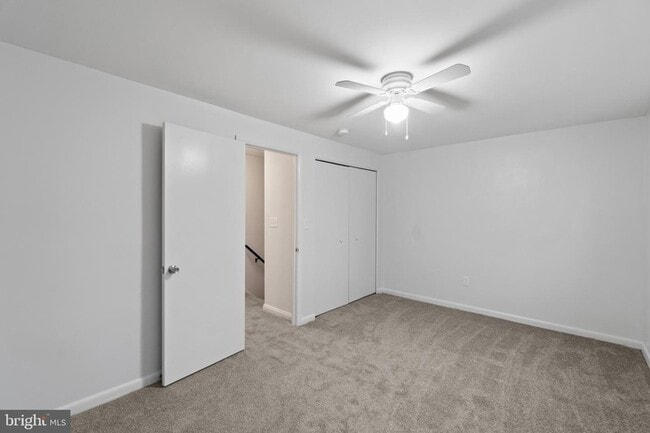 Building Photo - 3 Bedroom Dundalk