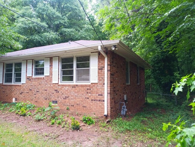 Building Photo - 1036 Skylark Dr