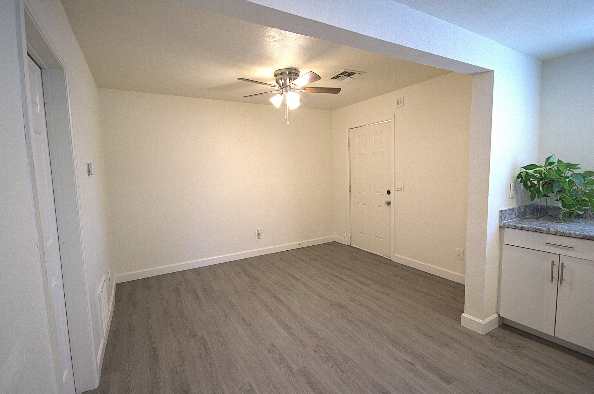 Living Area - 9632 N 10th Ave