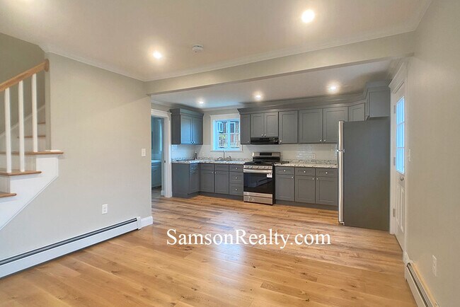 Building Photo - 55 Spring St