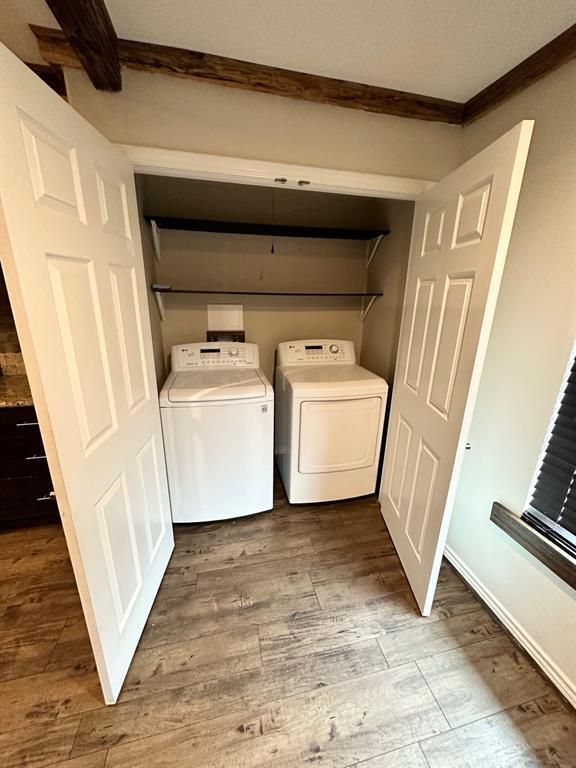 Building Photo - 4842 Green Trail Dr