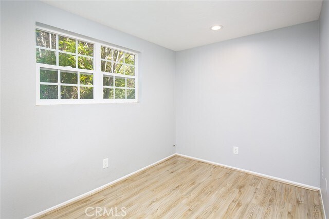 Building Photo - 487 Sturtevant Dr