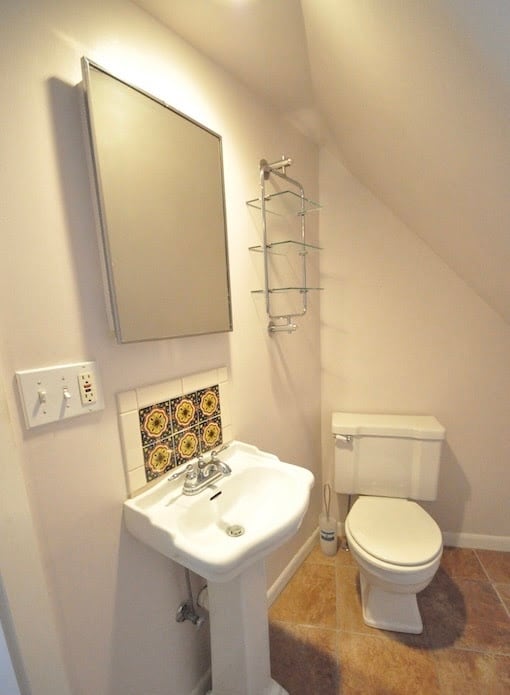 Building Photo - 586 S 9th St