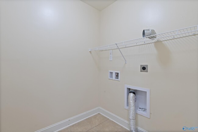 Building Photo - 15828 Coach House Ct NW