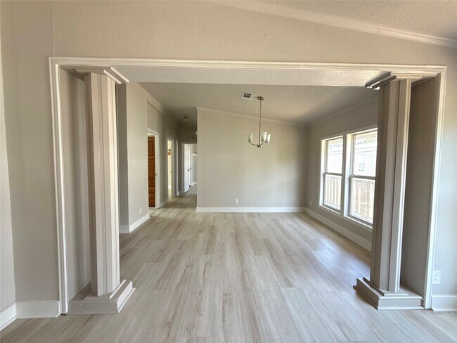 Building Photo - 3460 County Rd 5018