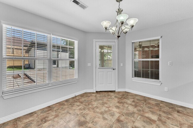 Building Photo - 3/2 Home with EV Charger, Great Outdoor Sp...