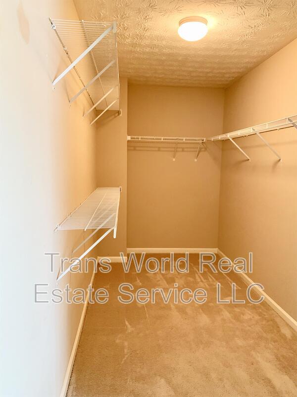 Building Photo - 917 Crested Hawk Trail