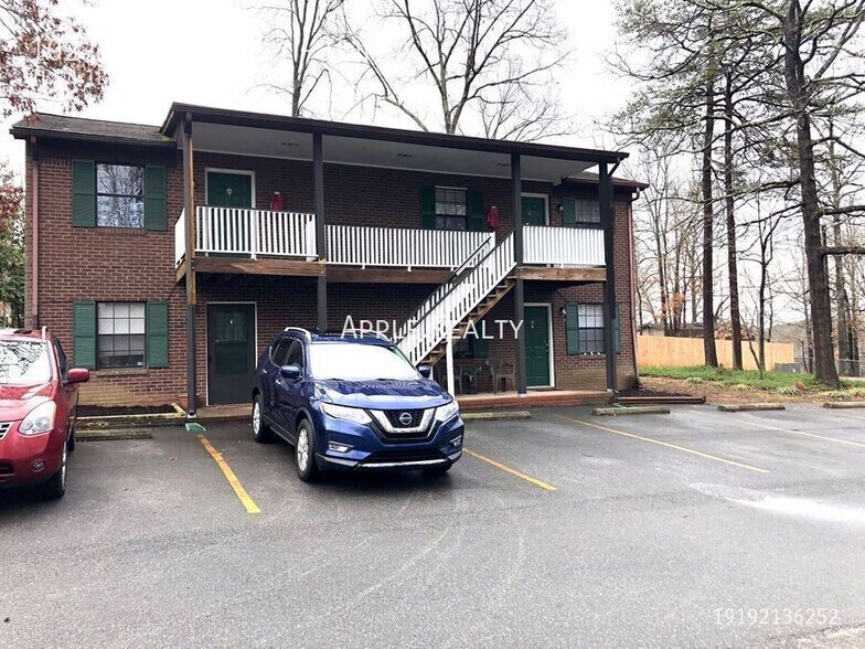 Building Photo - 1027 Klyce St