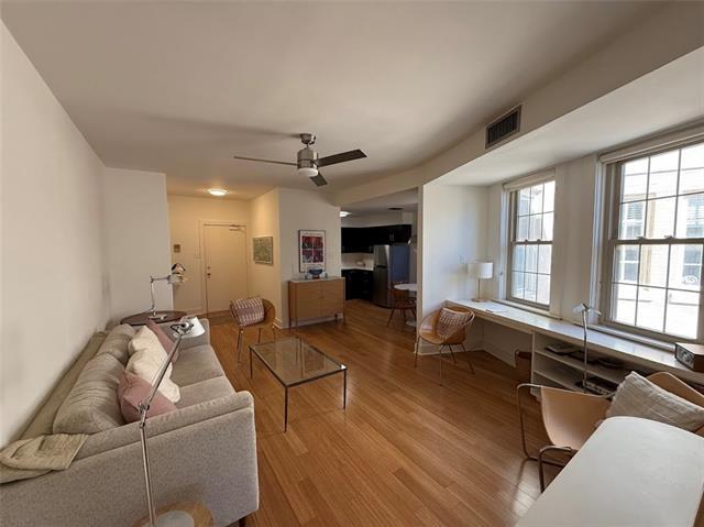 Building Photo - 7530 St Charles Ave