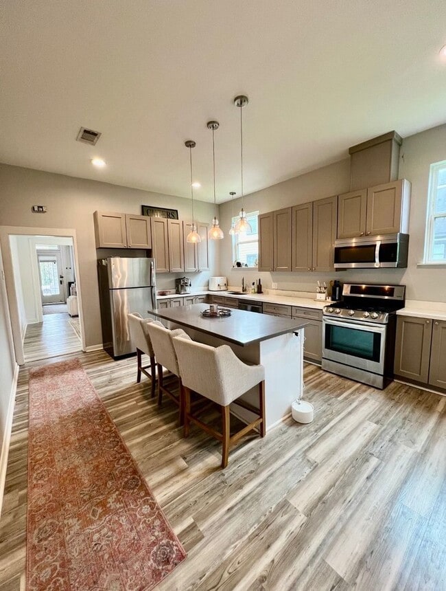 Building Photo - Charming 3 bedroom home in Historic Spanish Town