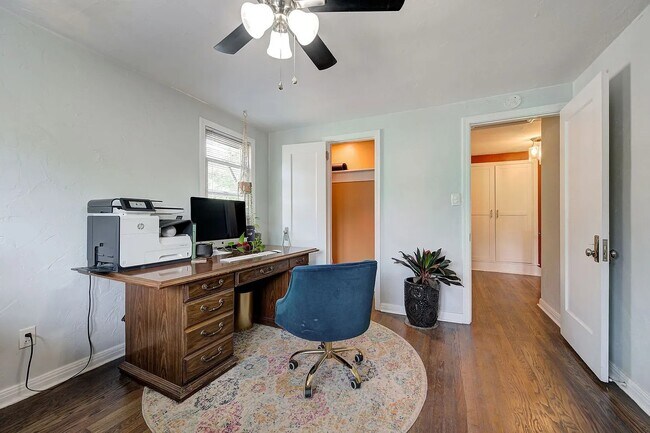 Building Photo - 3801 NW 25th St