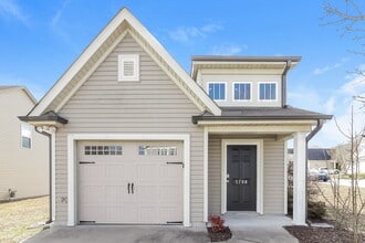 Building Photo - 5798 Misty Hill Cir