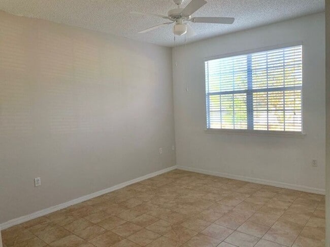 Building Photo - 10873 Windsor Walk Dr