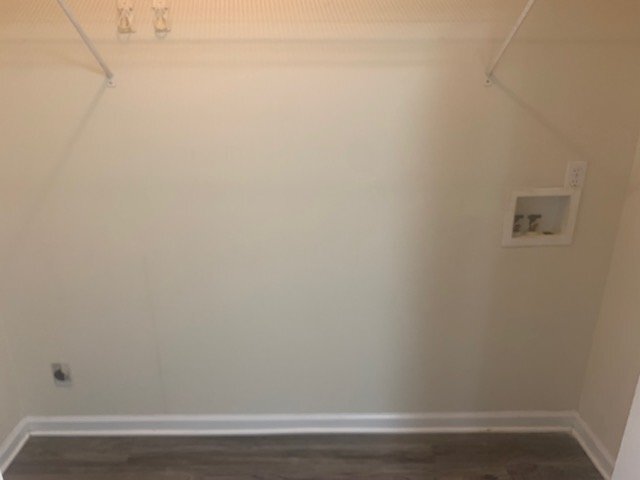 Building Photo - "Charming 2-Bedroom Duplex with 2 Full Bat...