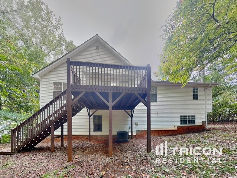 Building Photo - 79 Paradise Trail