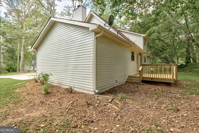 Building Photo - 8292 Blackfoot Trail