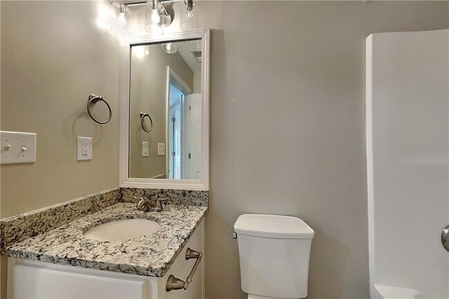 Building Photo - 990 Golden Meadows Ln