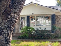 Building Photo - 1172 Landsdowne Dr