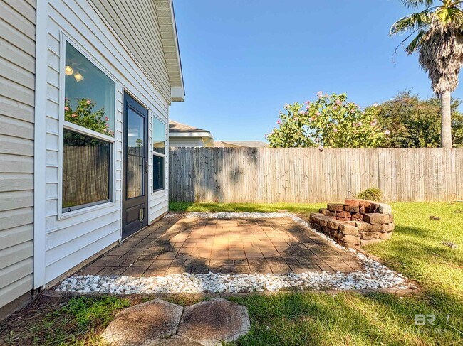 Building Photo - 7943 Audubon Dr