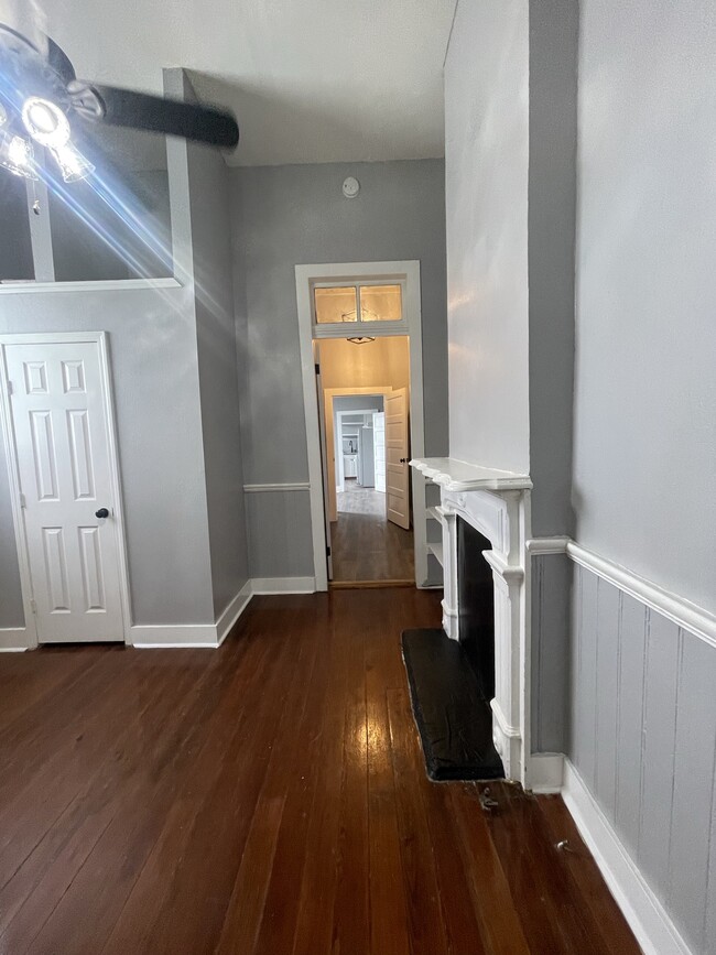 Building Photo - 2441 2nd St