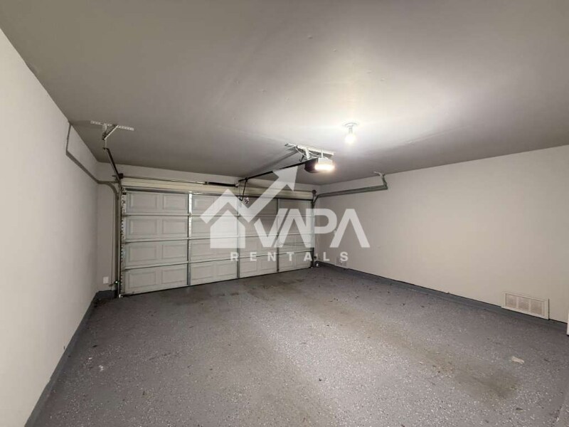 Building Photo - 9159 Everton