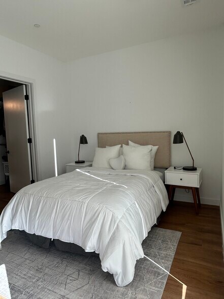 Building Photo - 57 N St NW