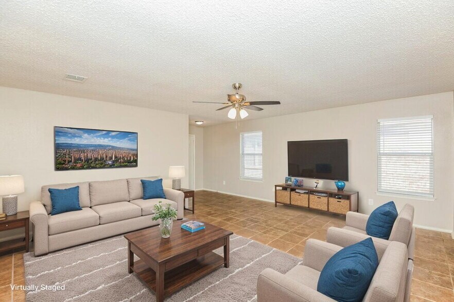 Building Photo - 10133 Chapel Oak Trail