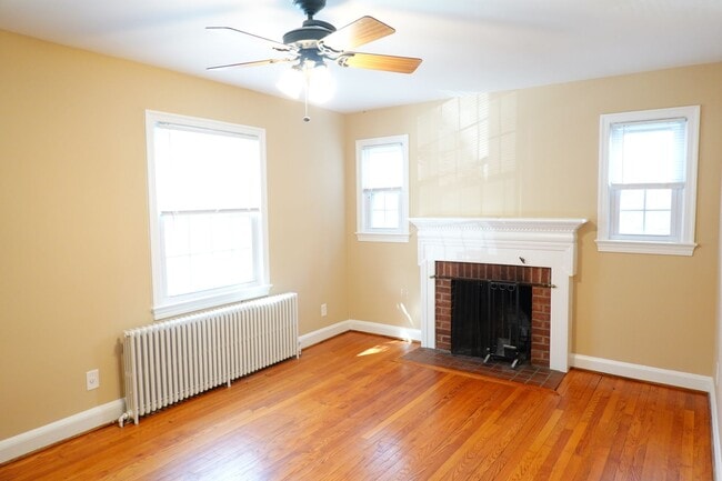 Building Photo - 8207 Garland Ave