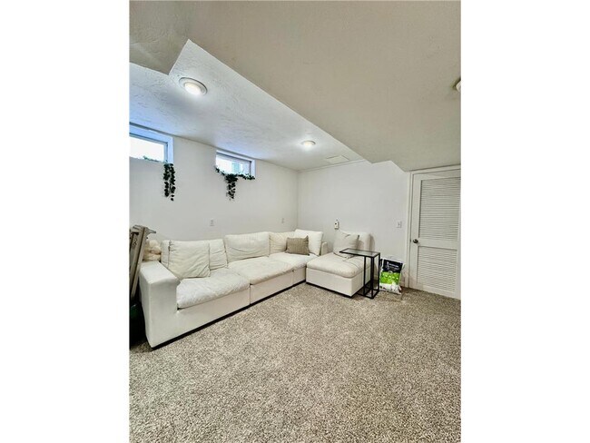 Building Photo - 3663 125th Ave NE