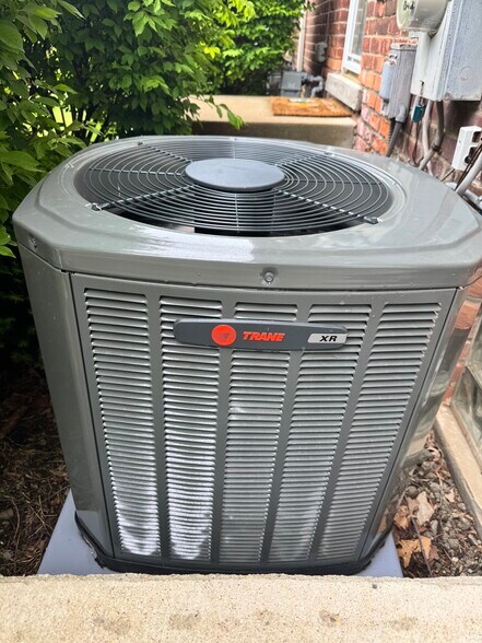 AC Unit - 3324 Coolidge Hwy