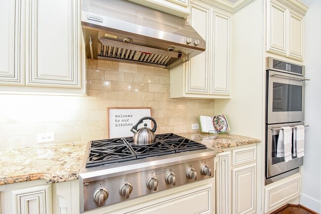 Building Photo - 5450 Pudman River Ln