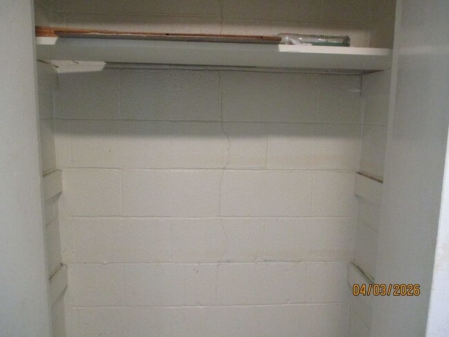 Building Photo - Affordable Ground-Level Living in Greenwood