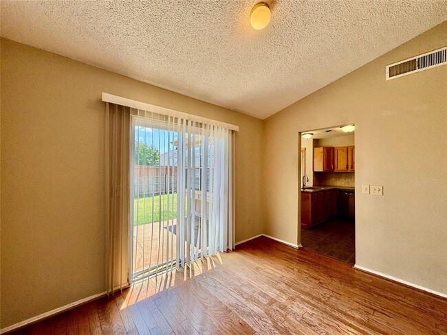 Building Photo - 6300 Westlane