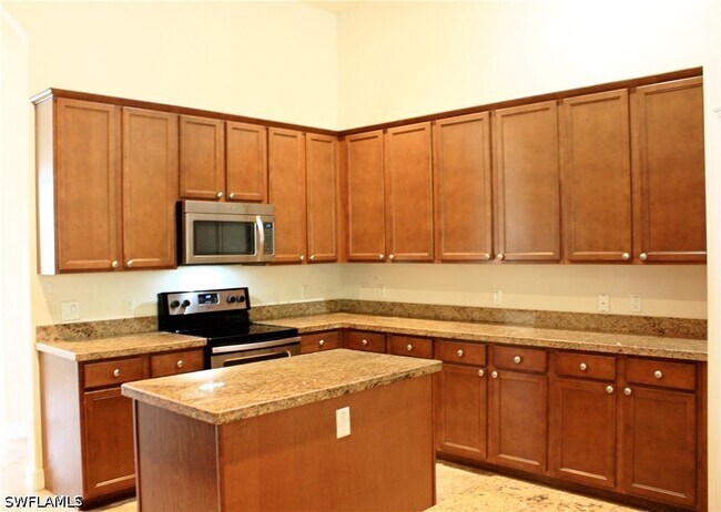 Building Photo - 27020 Edenrock Court