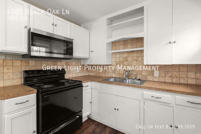 Building Photo - 4801 Black Oak Ln