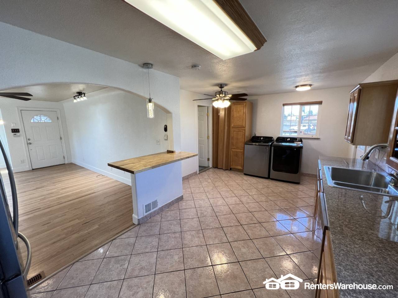 Building Photo - 4748 Shoshone St