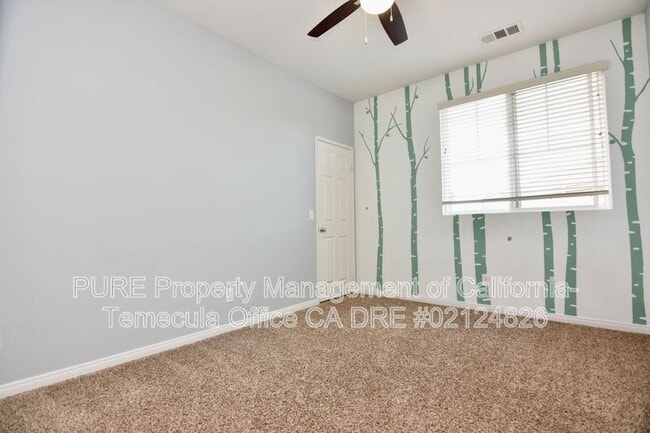 Building Photo - 35808 Chalet Ct
