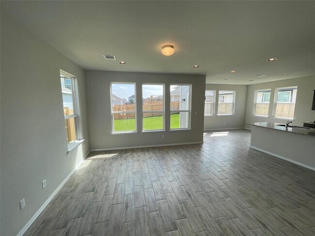 Building Photo - 176 Heather Glen Way