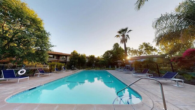 Building Photo - 1094 Tanland Dr