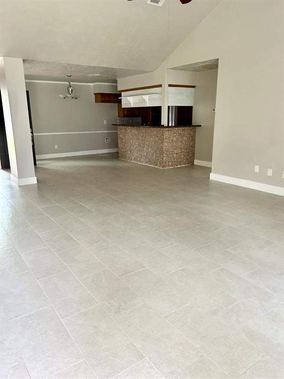 Building Photo - 22706 Garden Canyon Dr