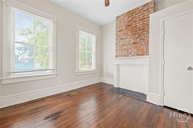 Building Photo - 1314 Lincoln St