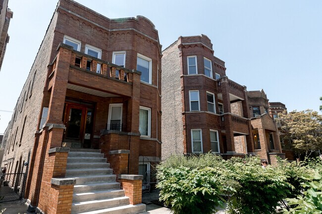 Building Photo - 2219 W Rice St