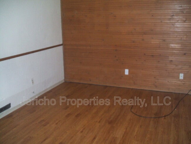 Building Photo - 6410 W 47th Ave