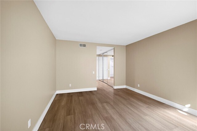 Building Photo - 3 Silver Fir