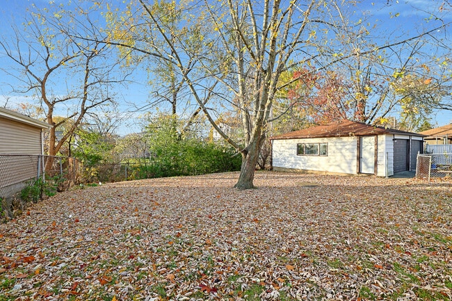 Building Photo - 75 Carthage Ln