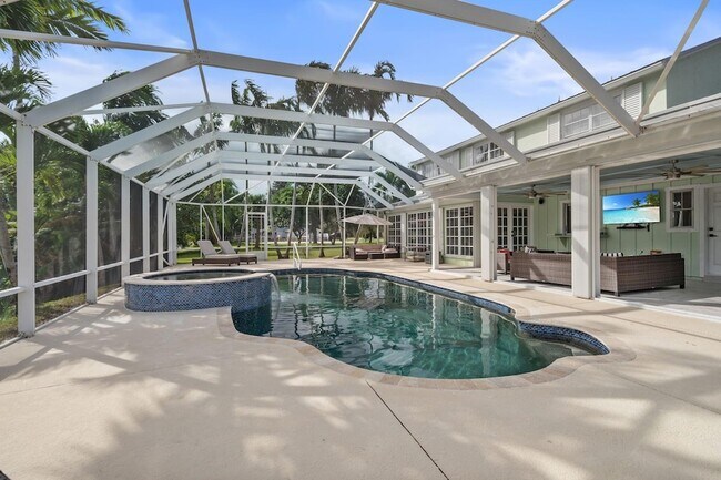 Building Photo - 864 Whippoorwill Row