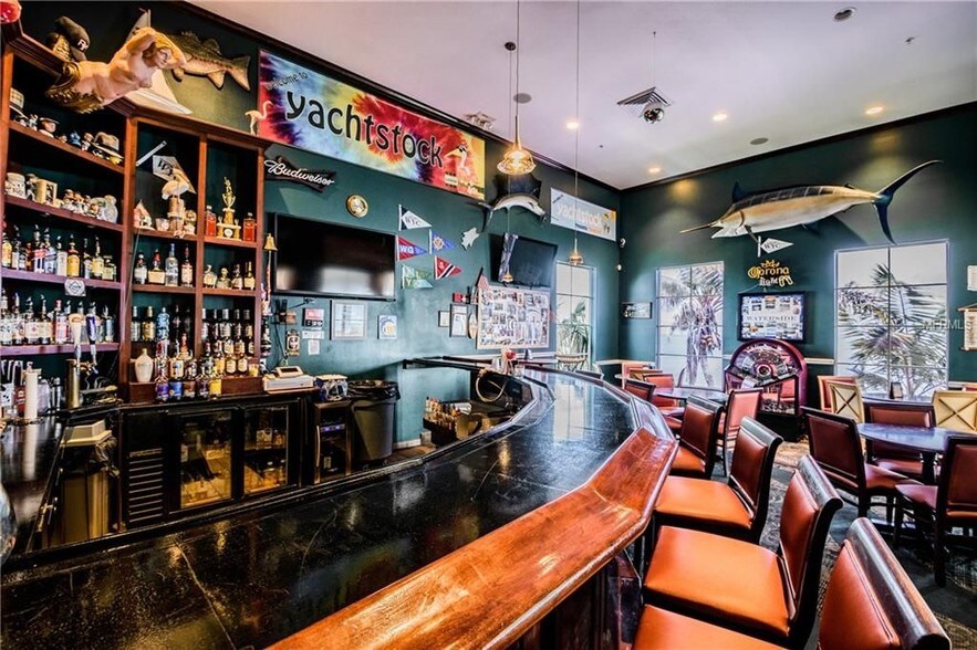 Building Photo - 5231 Beach Dr SE