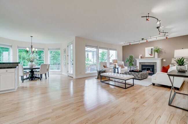 Building Photo - Stunning Bethany Home with 3,111 Sq Ft, Four Bedrooms + Dedicated Office & Covered Backyard Deck