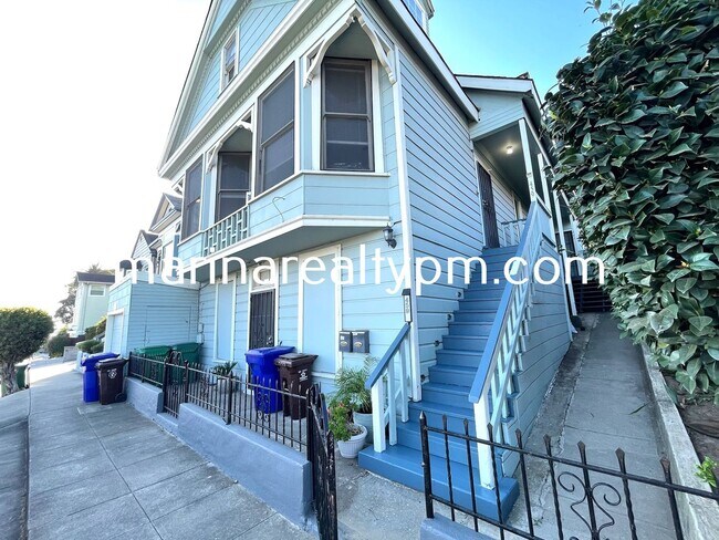 Building Photo - WATER VIEW-Welcome to this charming 2-bedr...