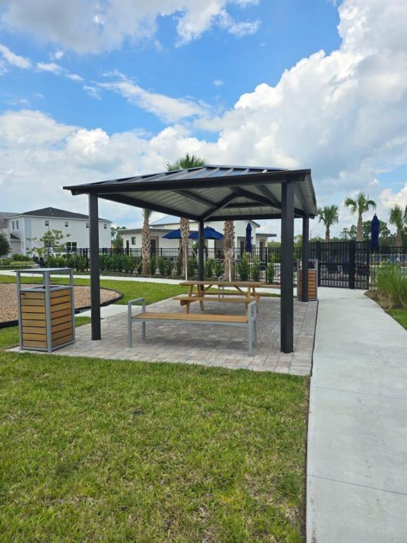 Building Photo - 159 Bogey Dr